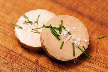 20121210-foie-gras-torchon-primary.jpg