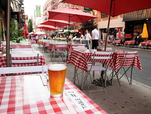 20120702-mulberry-street-bar-burger-1.jpg