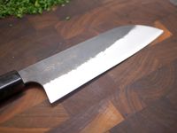 closeup of blade on sakai kikumori