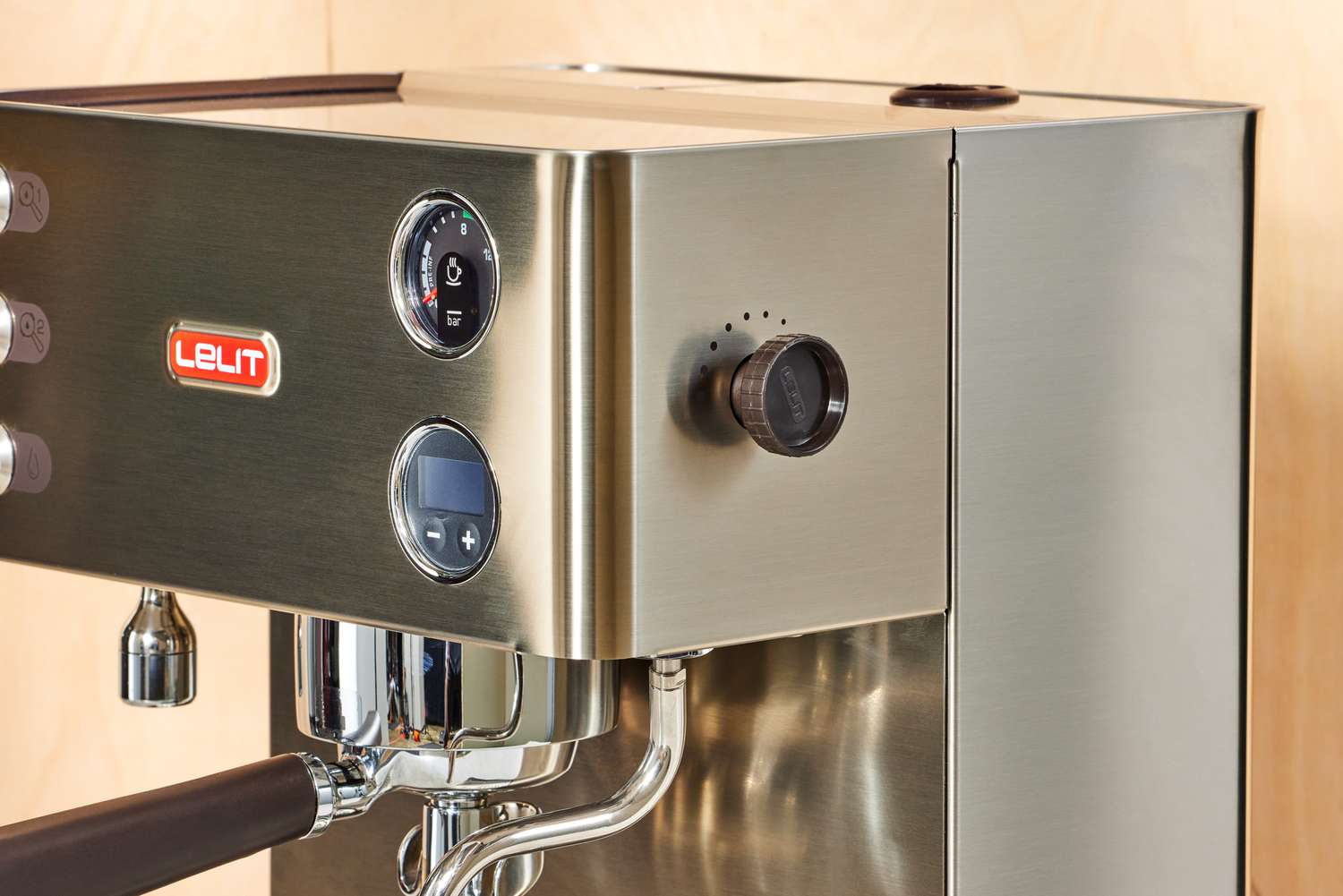 Close up of the Lelit Elizabeth Espresso Machine