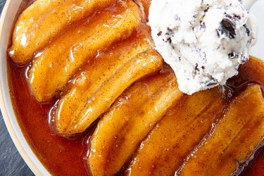 Overhead view of bananas foster