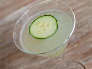 20140302cucumber-gimlet-1.jpg