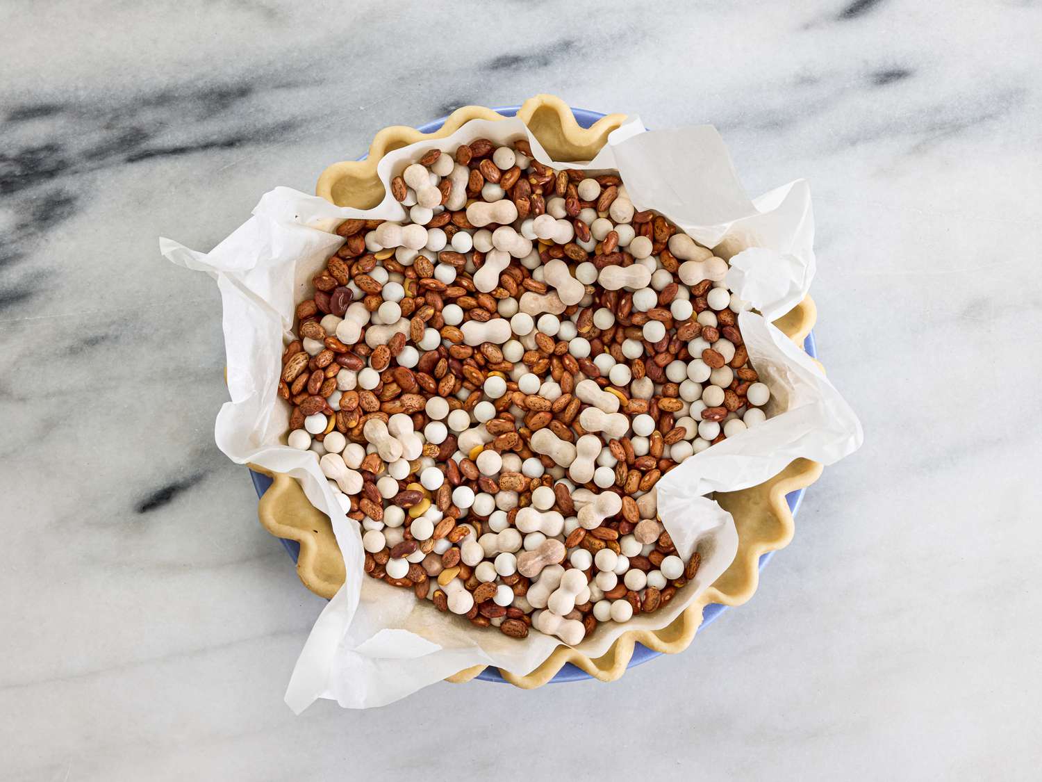 Pie pan lived with baking beans