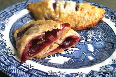 20130709-258932-cherry-hand-pies.jpg