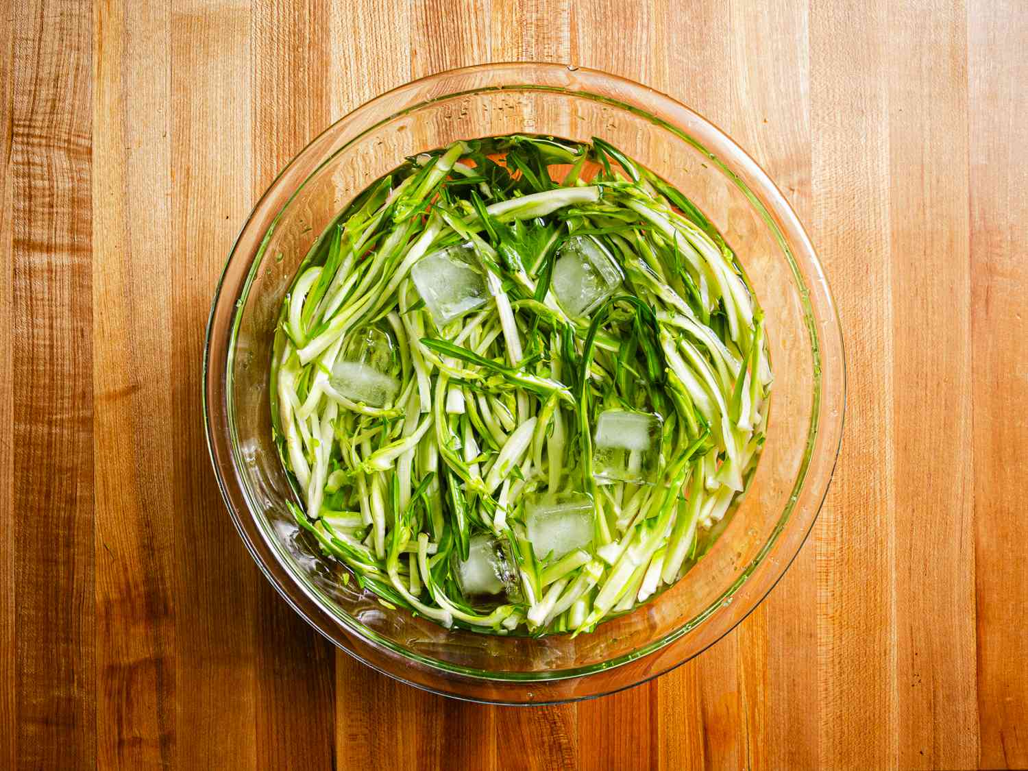Punterelle in a glass bowl with ice