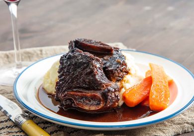 20191104-red-wine-braised-short-ribs-vicky-wasik-21