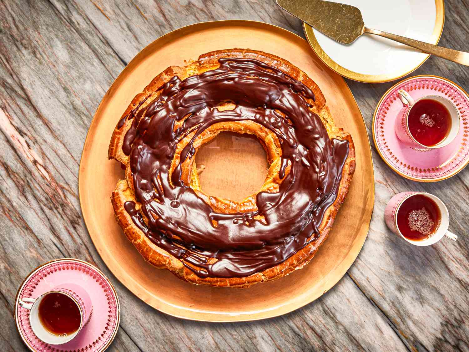 Overhead view of eclair paris brest