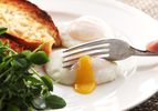 20141024-poached-eggs-for-a-crowd-16.jpg