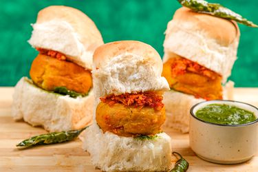 Side view of vada pav