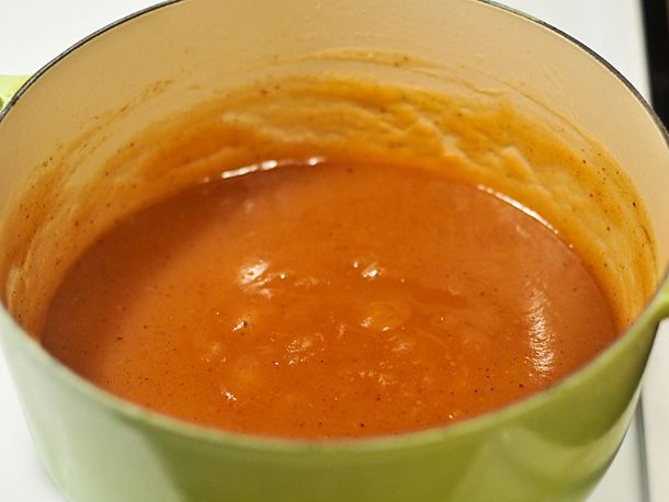 The finished apple butter, ready to transfer from the Dutch oven.