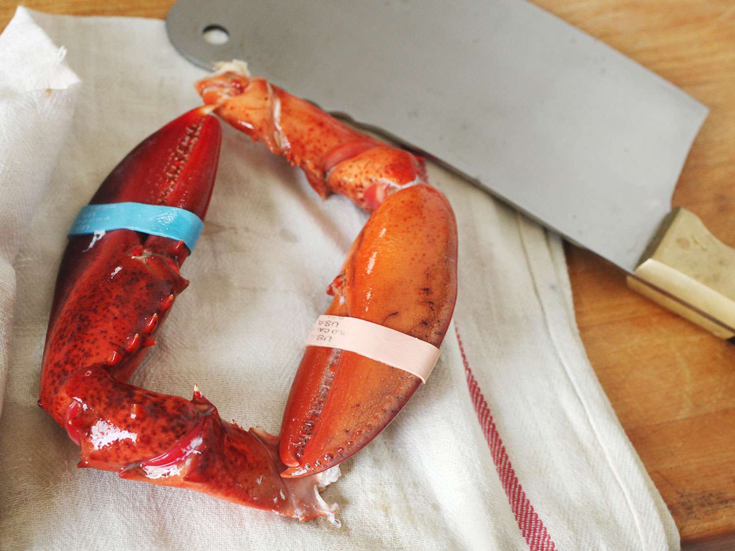 20161213-lobster-shucking-2.jpg