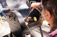 Dyna-Glo Signature Series Portable Tabletop Charcoal Grill 