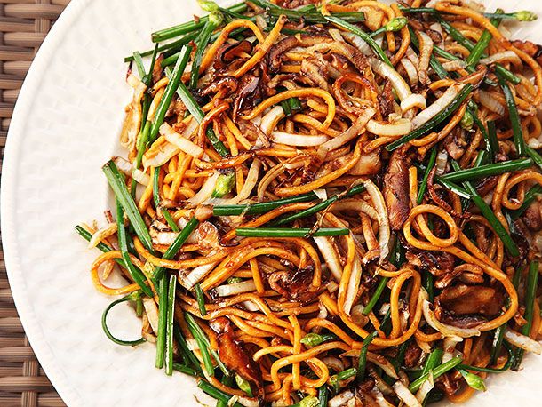 20140513-shiitake-chive-lo-mein-recipe-09.jpg