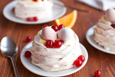 20150331-meringue-nests-with-orange-curd-nila-jones-1.jpg