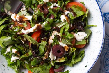 Mixed-Herbs Salad With Olives, Tomatoes, and Fresh Mozzarella 