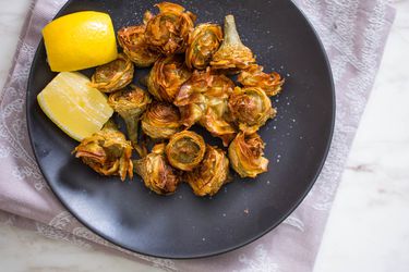 20150320-fried-artichokes-vicky-wasik-15.jpg