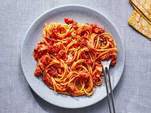 Pasta al tonno served inside a dish