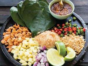 Leaf-Wrapped Salad Bites