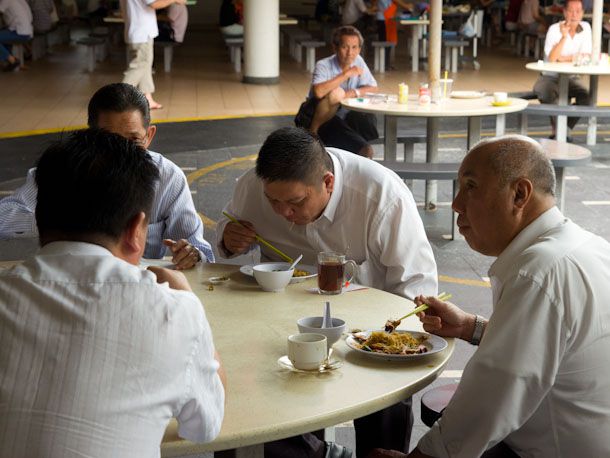 20120724-singapore-hawker-center.jpg