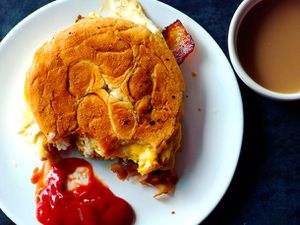 20121001-127677-Breakfast-Sandwich-PRIMARY.jpg