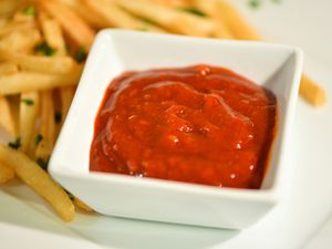20140305-285673-korean-ketchup.jpg