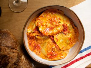 Sorrentinos in a bowl