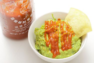 20120115-guacamole-variations-40.jpg