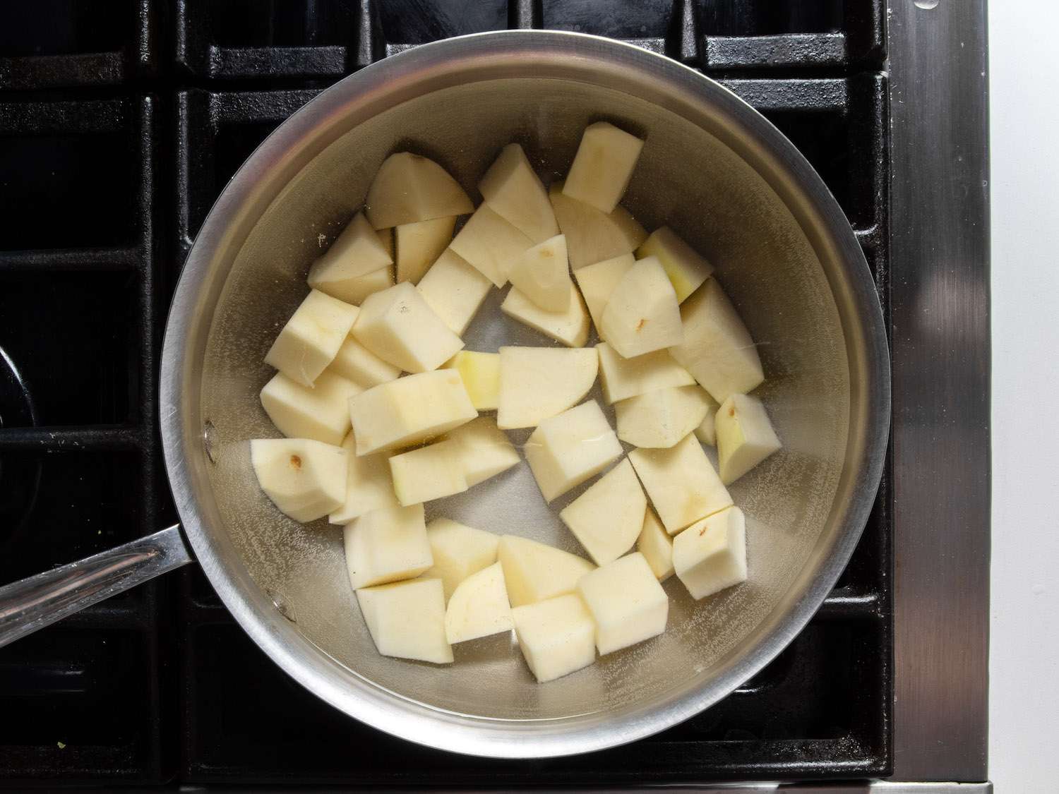 drained potatoes in pot