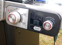 the control panel of the ninja flexflame grill