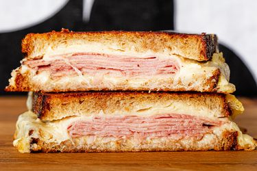 ham and cheese sandwich hero