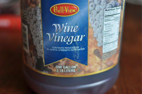 20111021-176169-red-wine-vinegar.jpg