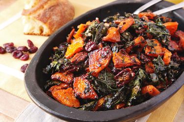 20151122-fall-salad-food-lab-roasted-squash-kale-01.jpg