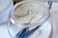 the bottom of the oxo salad spinner